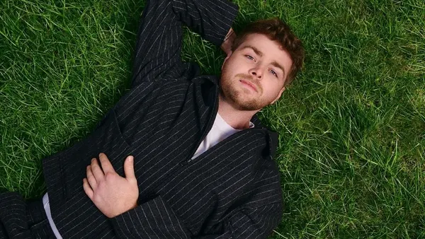 How to Get Tickets to Alex Warren’s 2026 Tour Dates