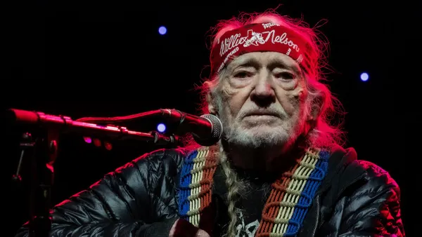 Willie Nelson Announces Dates for 2026 Outlaw Music Festival Tour