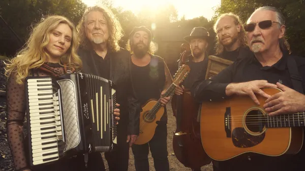 Robert Plant Announces Fall 2026 Tour with Saving Grace and Suzi Dian
