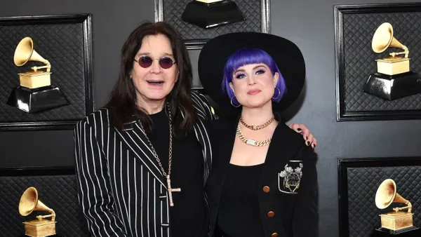 Kelly Osbourne: “I Miss Who I Was Before My Daddy Died”