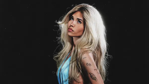 Nessa Barrett, support: SOMBR