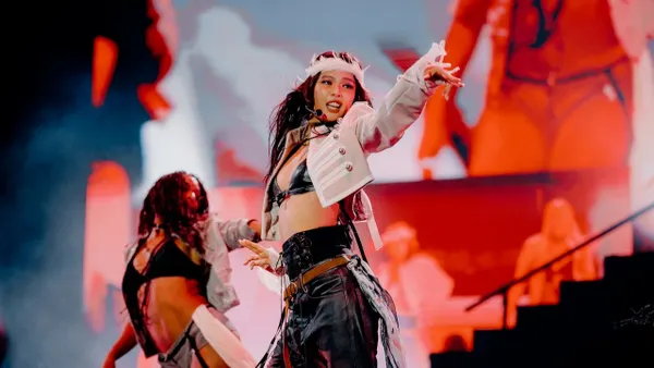 Lollapalooza 2026 Saturday Photo Gallery: JENNIE, Geese, Ethel Cain & Wolf Alice