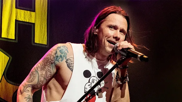 Myles Kennedy “Absolutely” Refuses to Use AI to Write Songs: “Why Would I Cheat Myself?”