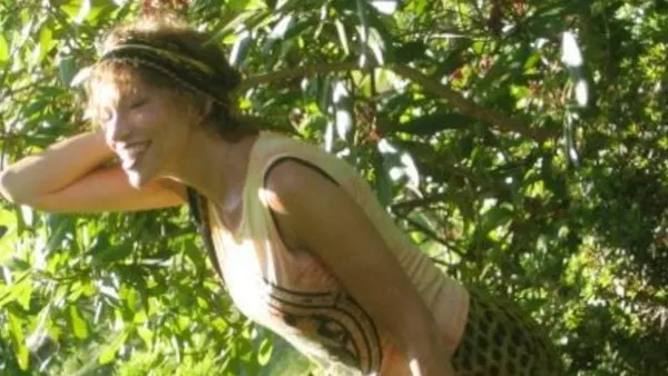 Carly Simon Announces New Album Comes in Waves, Unveils “Howl”: Stream