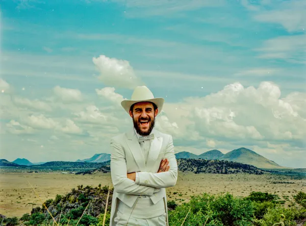 Robert Ellis, Andrew Montana