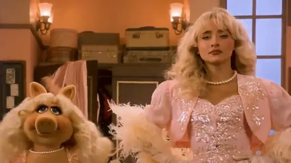 Sabrina Carpenter and Miss Piggy Join Forces in New Teaser for The Muppet Show: Watch