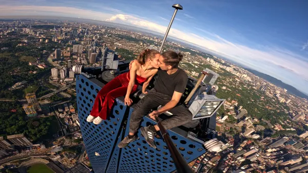 Russian Rooftoppers, Stars of Netflix Doc, Identified as Empire State Building Climbers