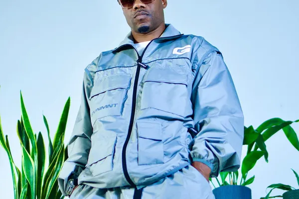 Maxwell D