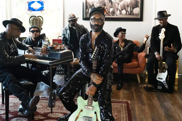 Tony! Toni! Tonè!