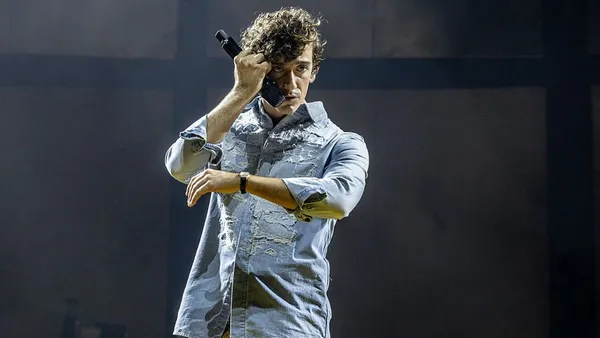 Guitarricadelafuente Puts the Oscar Buzz Aside to Remind Us He’s One Hell of a Pop Star at His Tour Finale: Review