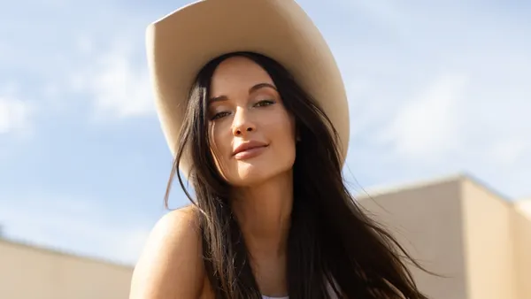 Kacey Musgraves Releases New Song “Middle of Nowhere” Just Ahead of Coachella Performance: Stream