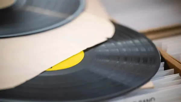 Latin Music’s Vinyl Revenue in the US Has Already Surpassed the Entire 2025 Total
