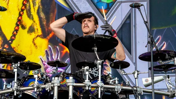 Charlie Benante Sitting Out Anthrax Shows for Two Weeks Due to Injury
