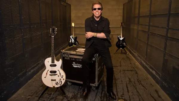 GEORGE THOROGOOD and THE DESTROYERS "Bad All Over The World"