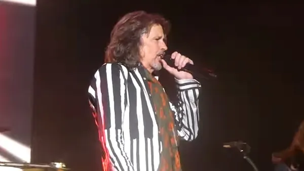 Singer Kelly Hansen Performs Final Show with Foreigner After 20 Years in Band: Watch